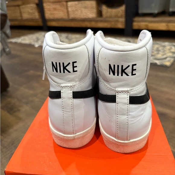 Men’s Nike Blazer 77 in size 11. Excellent condition! - Picture 5 of 5